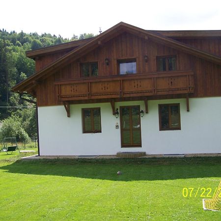 Margus Apartmany Ошчадница Екстериор снимка