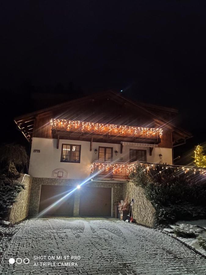 Margus Apartmany Ошчадница Екстериор снимка