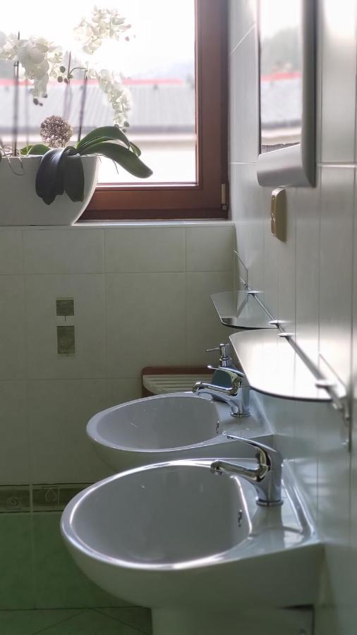 Margus Apartmany Ошчадница Екстериор снимка