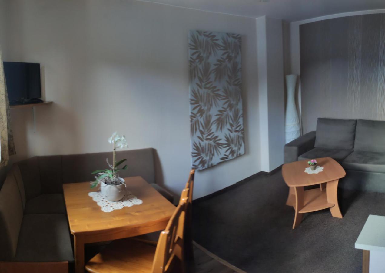 Margus Apartmany Ошчадница Екстериор снимка