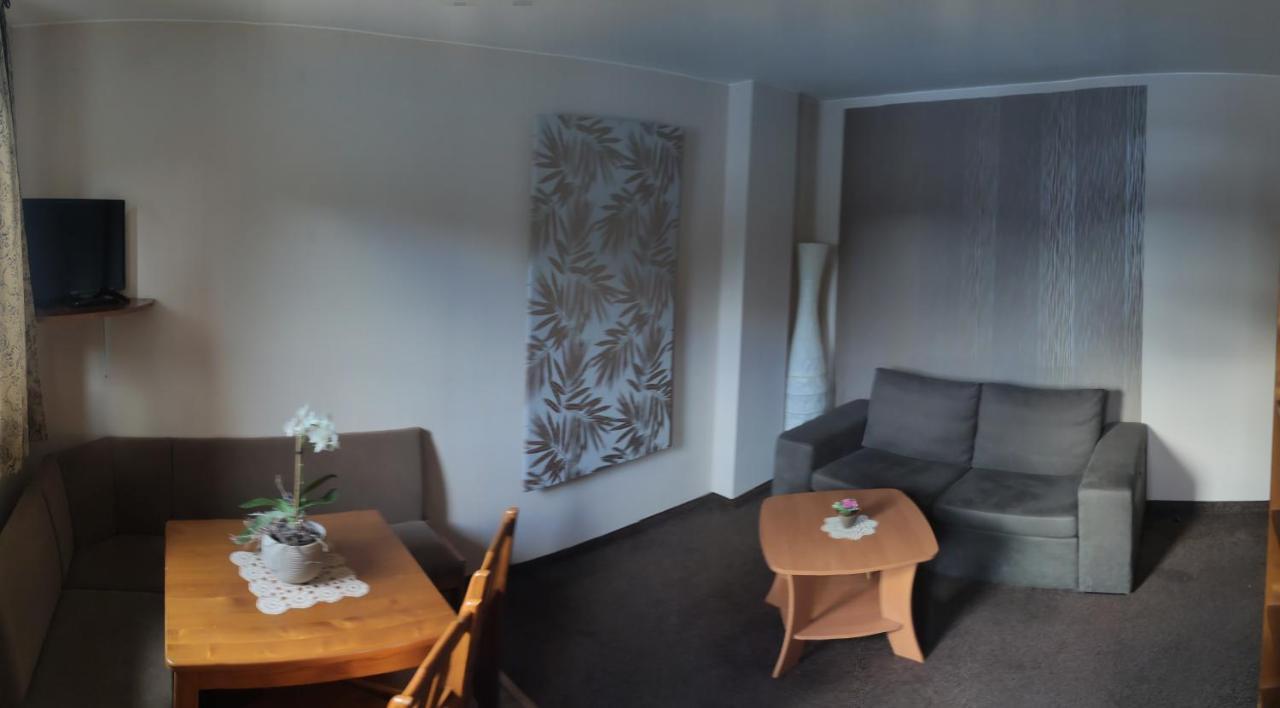 Margus Apartmany Ошчадница Екстериор снимка