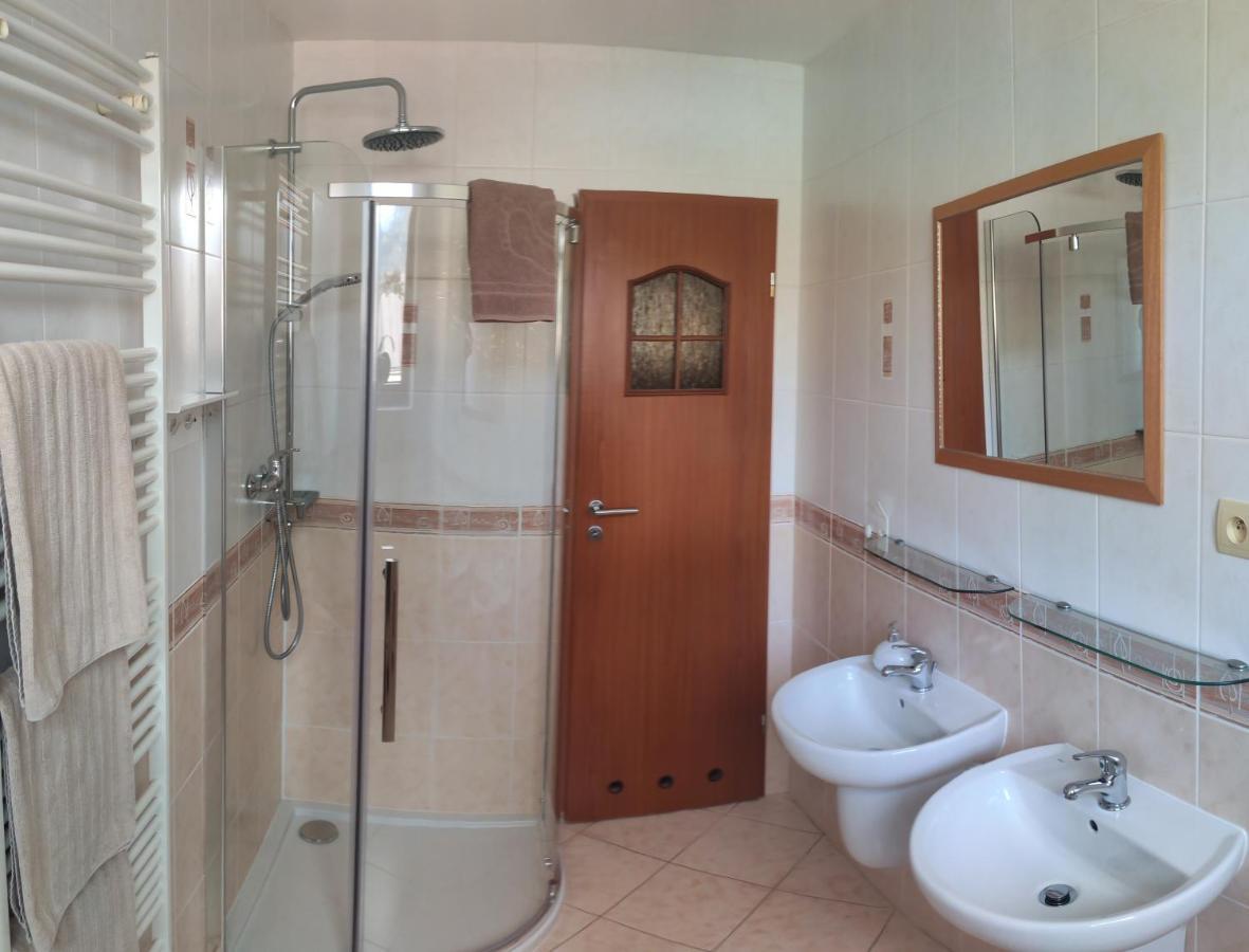 Margus Apartmany Ошчадница Екстериор снимка