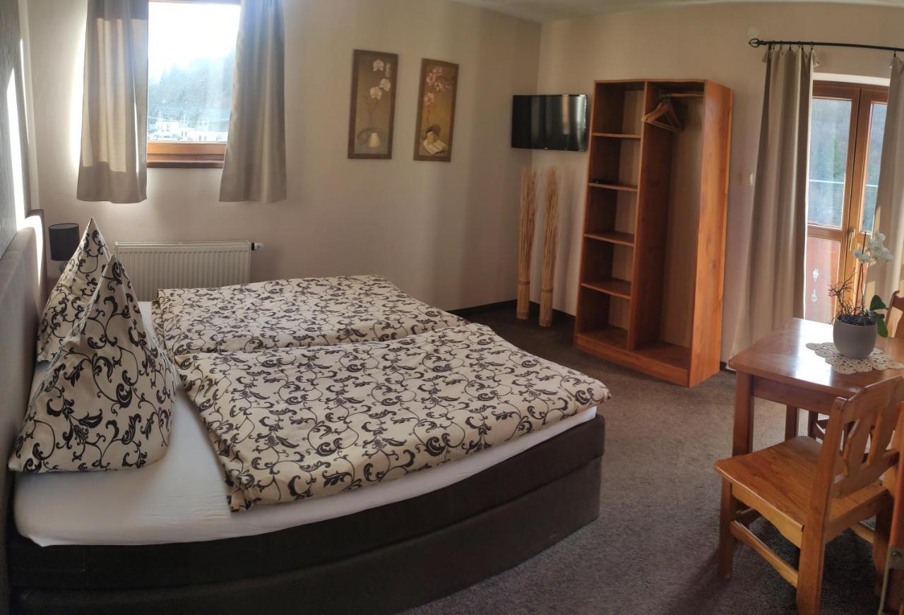 Margus Apartmany Ошчадница Екстериор снимка