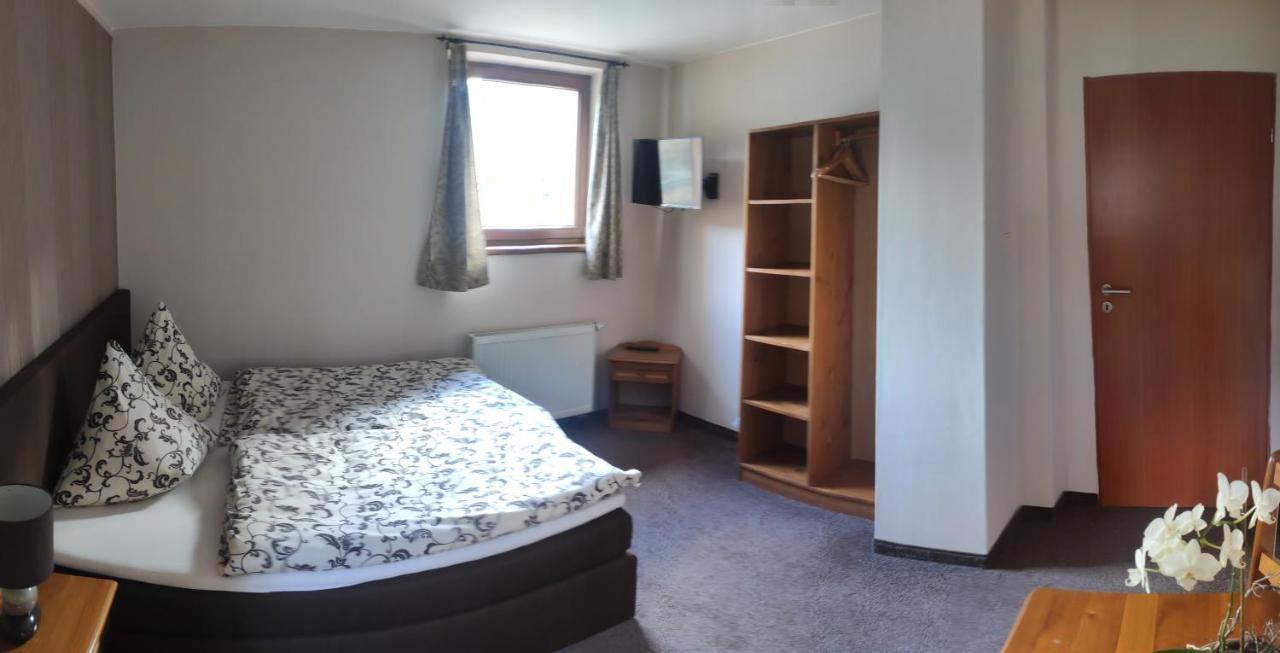 Margus Apartmany Ошчадница Екстериор снимка
