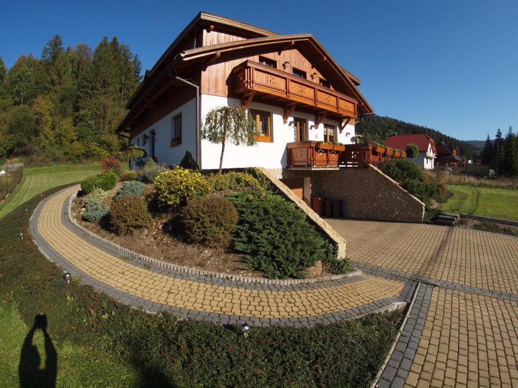 Margus Apartmany Ошчадница Екстериор снимка