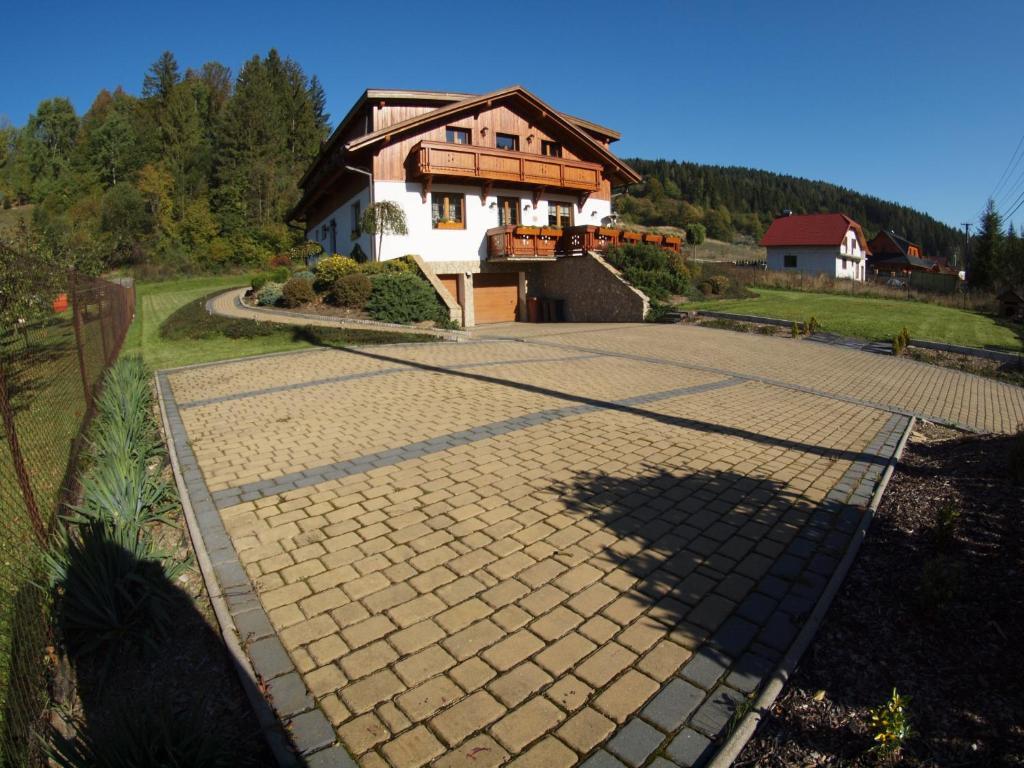 Margus Apartmany Ошчадница Екстериор снимка